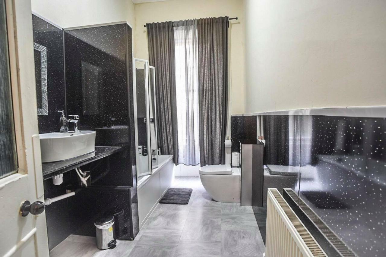 Edinburgh Ground Floor City Centre Flat Close To Princess Street Exterior foto
