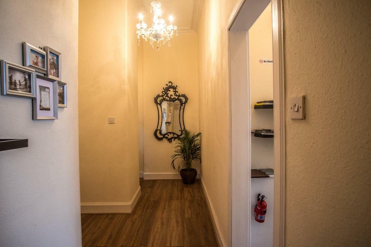 Edinburgh Ground Floor City Centre Flat Close To Princess Street Exterior foto