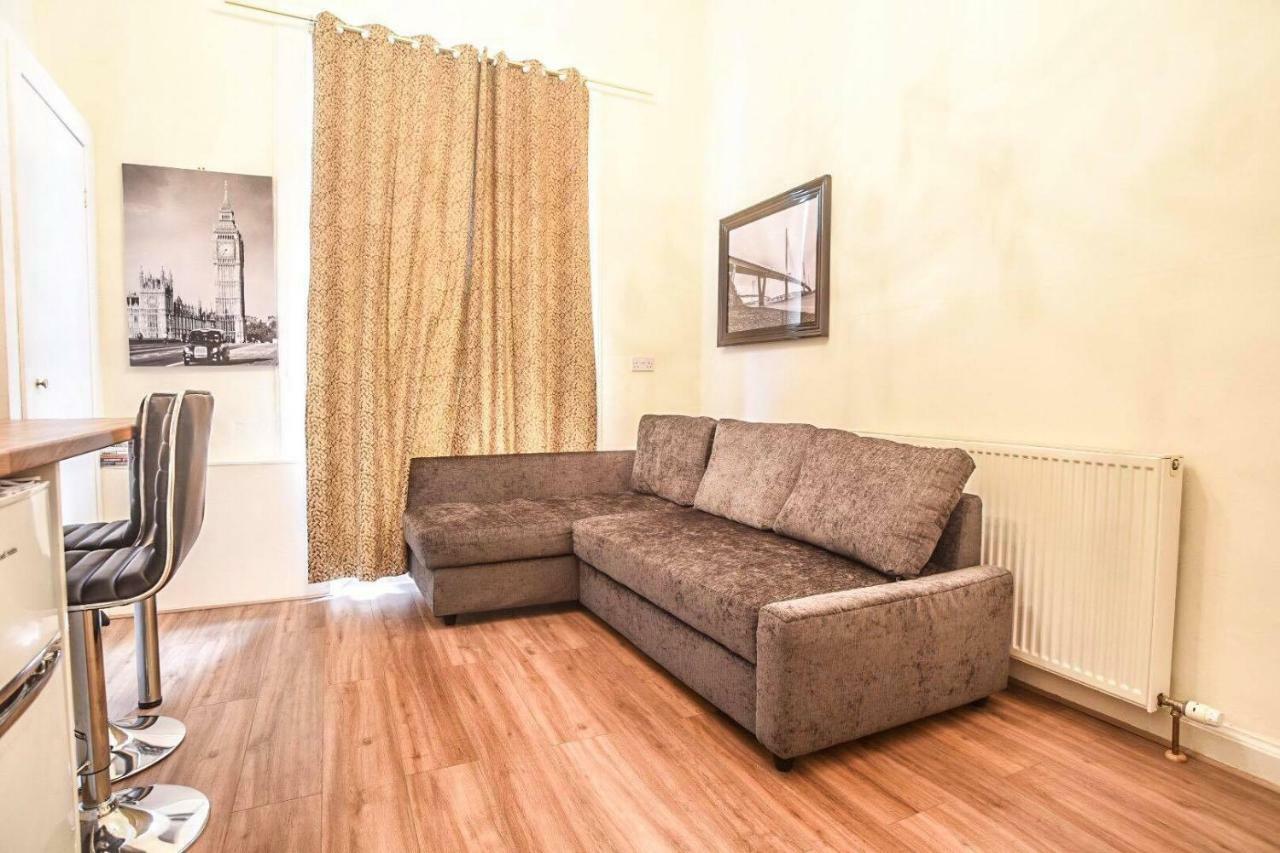 Edinburgh Ground Floor City Centre Flat Close To Princess Street Exterior foto